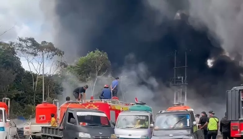 Damkar: Kerugian kebakaran pabrik ban bekas di Konsel capai Rp1 miliar Damkar: Kerugian kebakaran pabrik ban bekas di Konsel capai Rp1 miliar