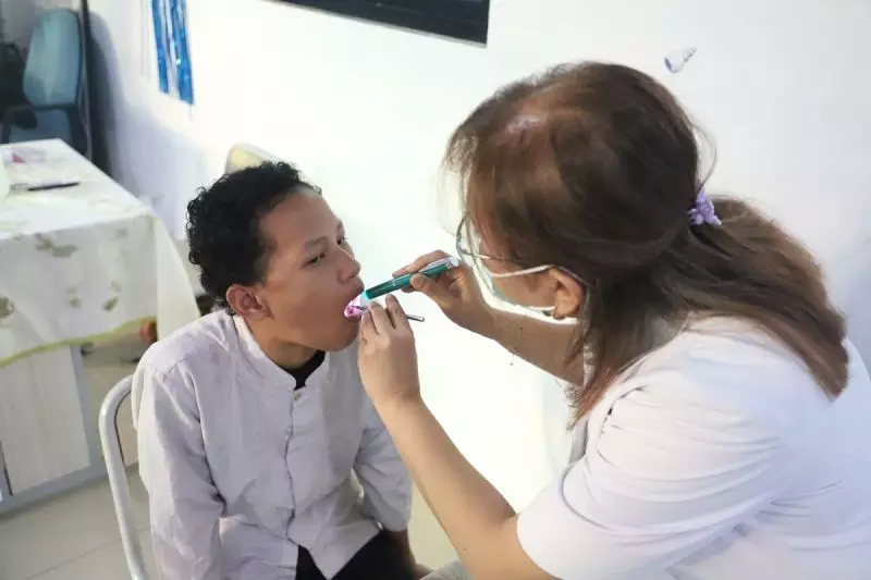 Dinkes: Gigi bolong banyak ditemukan di kalangan pelajar selama CKG Dinkes: Gigi bolong banyak ditemukan di kalangan pelajar selama CKG