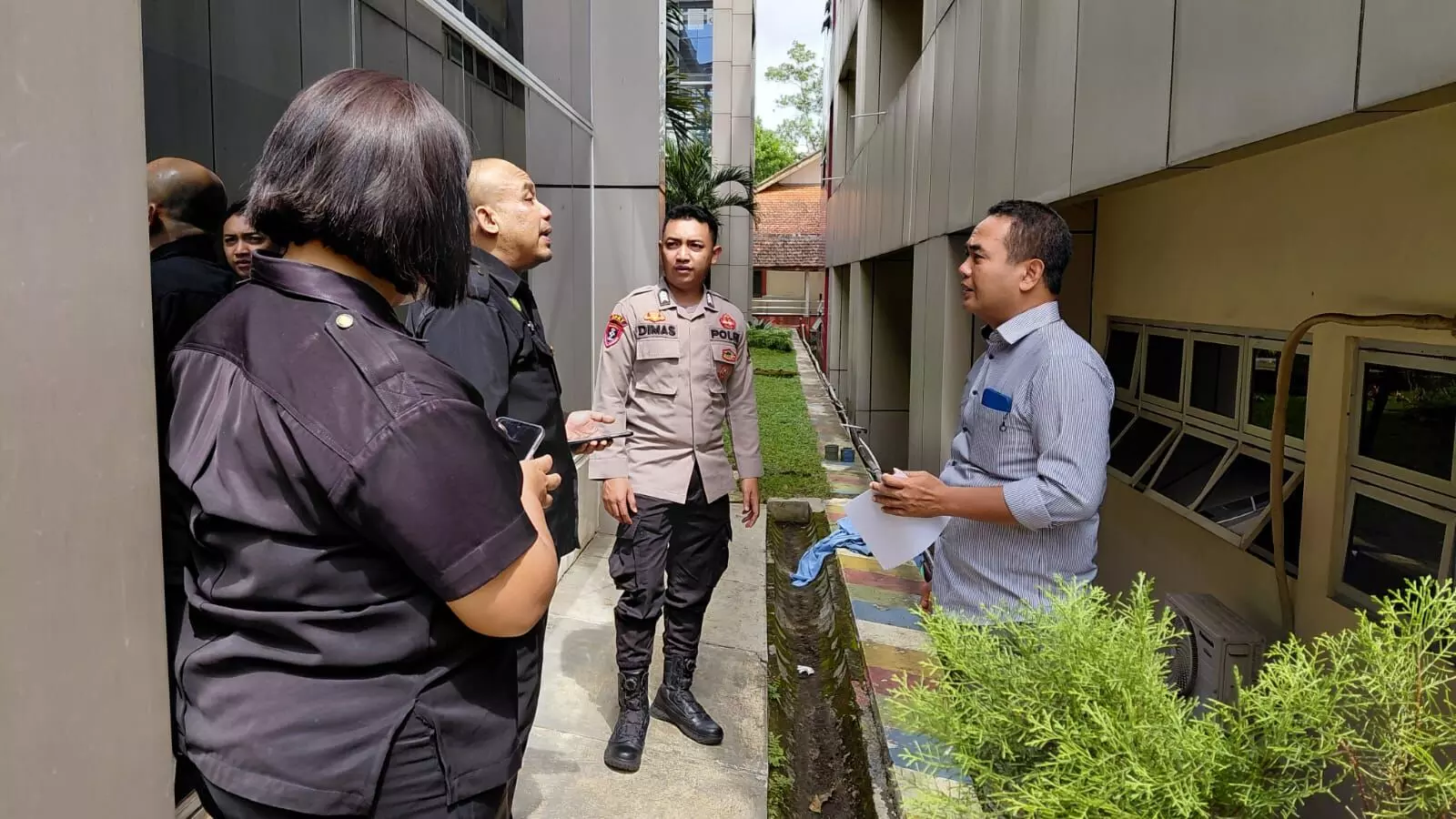 Pasien loncat dari Lantai 4 RSUD Salatiga kondisi kritis Pasien loncat dari Lantai 4 RSUD Salatiga kondisi kritis