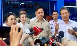 KKP dorong ekonomi biru lewat budidaya lobster perdana di Batam KKP dorong ekonomi biru lewat budidaya lobster perdana di Batam