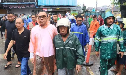 Pemkot Denpasar tetapkan status tanggap darurat bencana banjir Pemkot Denpasar tetapkan status tanggap darurat bencana banjir