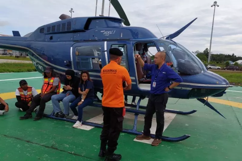 SAR kerahkan dua helikopter evakuasi korban kecelakaan heli di Mimika SAR kerahkan dua helikopter evakuasi korban kecelakaan heli di Mimika