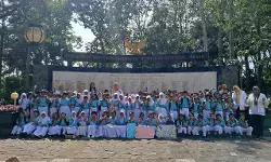 Teladani nilai kepahlawanan, siswa SD 01 Kutowinangun Salatiga kunjungi TMP Teladani nilai kepahlawanan, siswa SD 01 Kutowinangun Salatiga kunjungi TMP