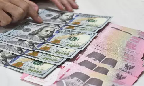 Rupiah pada Kamis pagi menguat jadi Rp16.451 per dolar AS Rupiah pada Kamis pagi menguat jadi Rp16.451 per dolar AS