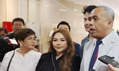 Kubu Lisa Mariana klaim ada kemiripan DNA Ridwan Kamil dengan CA Kubu Lisa Mariana klaim ada kemiripan DNA Ridwan Kamil dengan CA