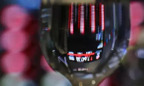 IHSG ditutup menguat dipimpin sektor keuangan