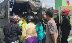 Sambut HUT TNI, Kodim 1710/Mimika gelar `Gerakan Pangan Murah` Sambut HUT TNI, Kodim 1710/Mimika gelar `Gerakan Pangan Murah`