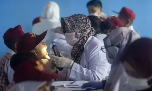 Merawat gigi merupakan proses belajar yang membutuhkan konsistensi Merawat gigi merupakan proses belajar yang membutuhkan konsistensi