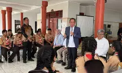 Menteri LH edukasi soal lingkungan pelajar Sekolah Rakyat di Bali Menteri LH edukasi soal lingkungan pelajar Sekolah Rakyat di Bali