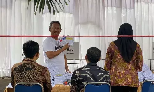 Mantan Wali Kota Bandung bebas bersyarat dari Lapas Sukamiskin Mantan Wali Kota Bandung bebas bersyarat dari Lapas Sukamiskin