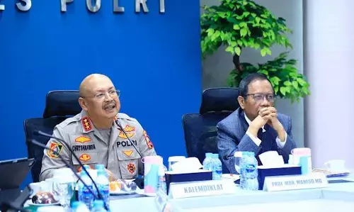 Polri teguhkan moral dan profesionalisme pascakrisis Polri teguhkan moral dan profesionalisme pascakrisis