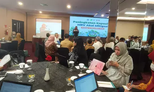 KLH ajak jaga kenaikan suhu dan efek rumah kaca dalam peningkatan kapasitas MRV aksi mitigasi KLH ajak jaga kenaikan suhu dan efek rumah kaca dalam peningkatan kapasitas MRV aksi mitigasi