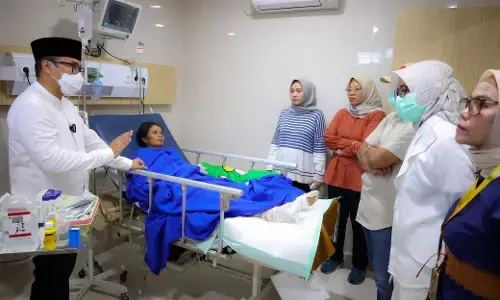 Pemkot Tangsel maksimalkan anggaran dana belanja tidak terduga untuk perbaikan rumah rusak akibat ledakan Pemkot Tangsel maksimalkan anggaran dana belanja tidak terduga untuk perbaikan rumah rusak akibat ledakan