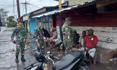 Jaga keamanan wilayah, Kodim 1710/Mimika gelar patroli humanis di wilayah binaan Jaga keamanan wilayah, Kodim 1710/Mimika gelar patroli humanis di wilayah binaan