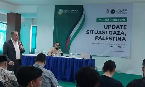 Sebanyak 251 jurnalis tewas dan 650 ribu anak di Gaza terancam kelaparan . Sebanyak 251 jurnalis tewas dan 650 ribu anak di Gaza terancam kelaparan .