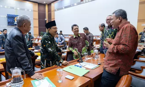 Raker Komisi VIII DPR, Mensos sampaikan penyesuaian Rencana Kerja Tahun 2026 Raker Komisi VIII DPR, Mensos sampaikan penyesuaian Rencana Kerja Tahun 2026