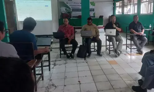Implementasi e-SIS di Sekolah Mitra, UEU dan Unism As-Syafiiyah raih sukses Implementasi e-SIS di Sekolah Mitra, UEU dan Unism As-Syafiiyah raih sukses