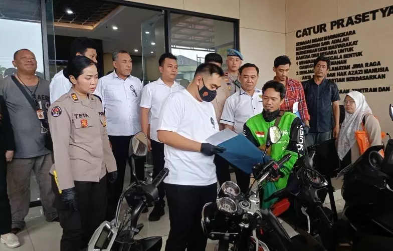 Pengembalian enam motor hasil curian di Jaktim oleh Polisi ke pemiliknya