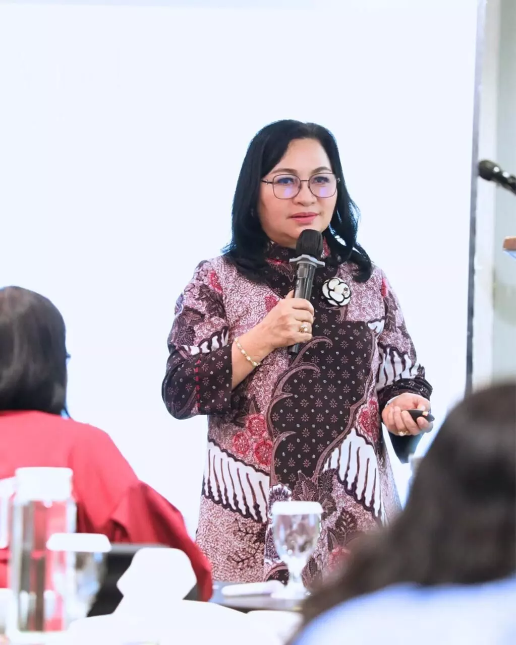 Ditjen Bimas Kristen imbau masyarakat waspada hoaks bantuan dana gereja