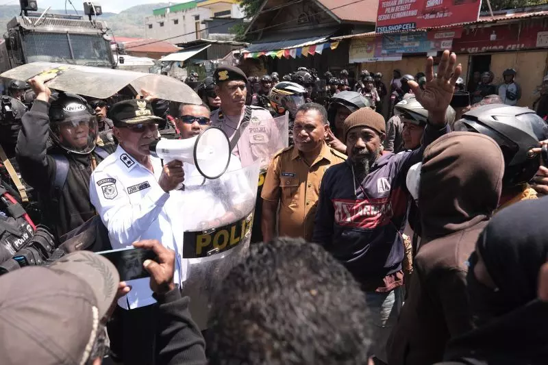 Wagub NTT turun redam konflik antarwarga di Kalabahi, Alor Wagub NTT turun redam konflik antarwarga di Kalabahi, Alor