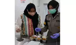Biddokkes Polda Jateng pastikan standar food safety pada Program Makan Bergizi Gratis.