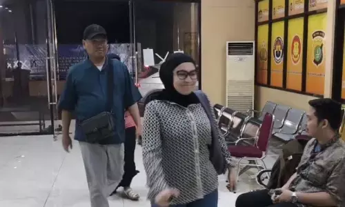Polisi masih buru provokator lain dalam penjarahan rumah Uya Kuya Polisi masih buru provokator lain dalam penjarahan rumah Uya Kuya