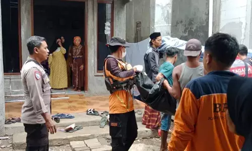 Nelayan yang hilang di Perairan Jepara ditemukan meninggal dunia Nelayan yang hilang di Perairan Jepara ditemukan meninggal dunia