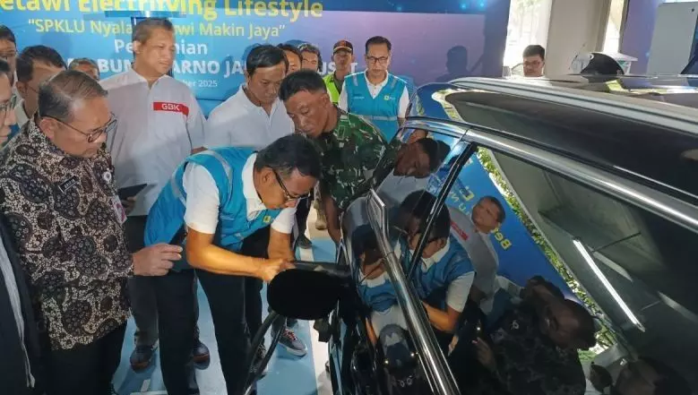 Dukung transisi energi, PLN hadirkan SPKLU di GBK Dukung transisi energi, PLN hadirkan SPKLU di GBK