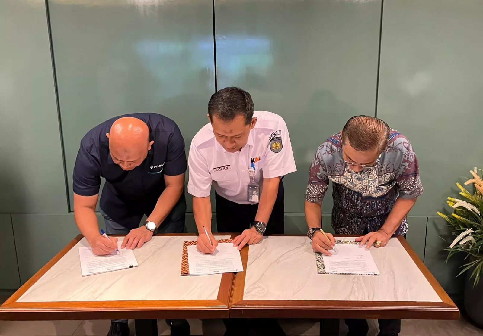 KAI Sumut kerja sama layanan container cargo perkuat integrasi angkutan barang KAI Sumut kerja sama layanan container cargo perkuat integrasi angkutan barang