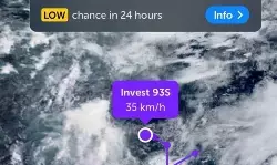 BMKG deteksi dua bibit siklon tropis yang pengaruhi hujan di RI BMKG deteksi dua bibit siklon tropis yang pengaruhi hujan di RI