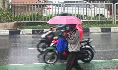 Hujan diprakirakan guyur DKI pada Kamis sore Hujan diprakirakan guyur DKI pada Kamis sore