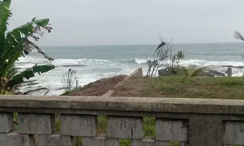 Warga Banten diminta siaga hujan deras berangin kencang Warga Banten diminta siaga hujan deras berangin kencang