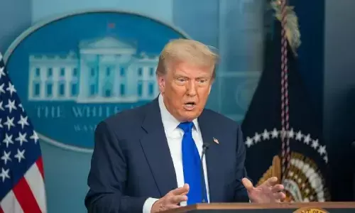 Trump minta Eropa tekan China dan hentikan beli minyak Rusia Trump minta Eropa tekan China dan hentikan beli minyak Rusia