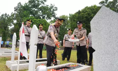 Korlantas gelar ziarah ke Kalibata di Hari Lalu Lintas dan Hari Keselamatan LLAJ Nasional