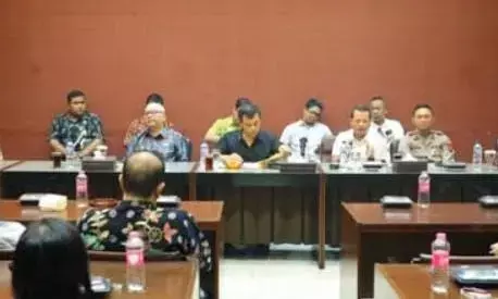 Bertemu pengurus PPRK, Gubernur: Industri rokok, sektor padat karya andalan Jateng Bertemu pengurus PPRK, Gubernur: Industri rokok, sektor padat karya andalan Jateng