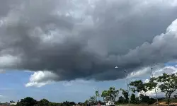 BMKG: Sabtu diprakirakan berawan hingga hujan berbagai intensitas