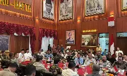 Jam angkut truk tambang dilonggarkan selama jalan diperbaiki