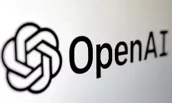 Telekomunikasi berevolusi lewat AI dan Robochat