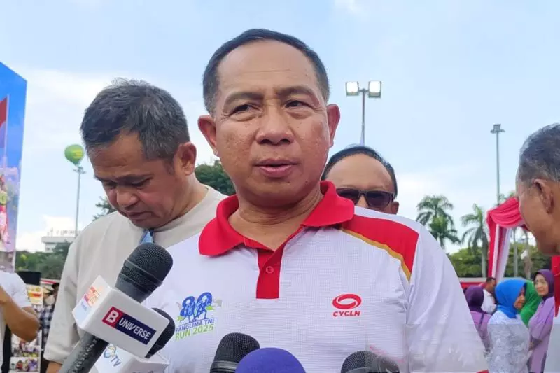 Panglima TNI ungkap telah ingatkan POM soal sirene dan strobo Panglima TNI ungkap telah ingatkan POM soal sirene dan strobo