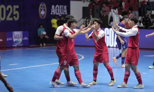 Timnas Futsal Indonesia menang telak 5-1 atas Belanda Timnas Futsal Indonesia menang telak 5-1 atas Belanda