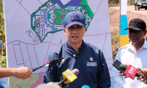 Mentrans tinjau pembangunan Mes Patriot di kawasan transmigrasi Merauke