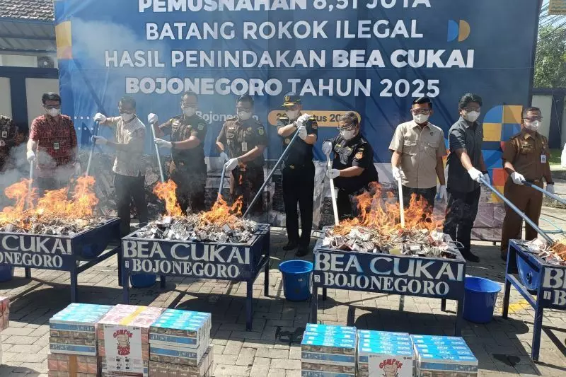 Mendesaknya kebijakan berimbang untuk cukai rokok Mendesaknya kebijakan berimbang untuk cukai rokok