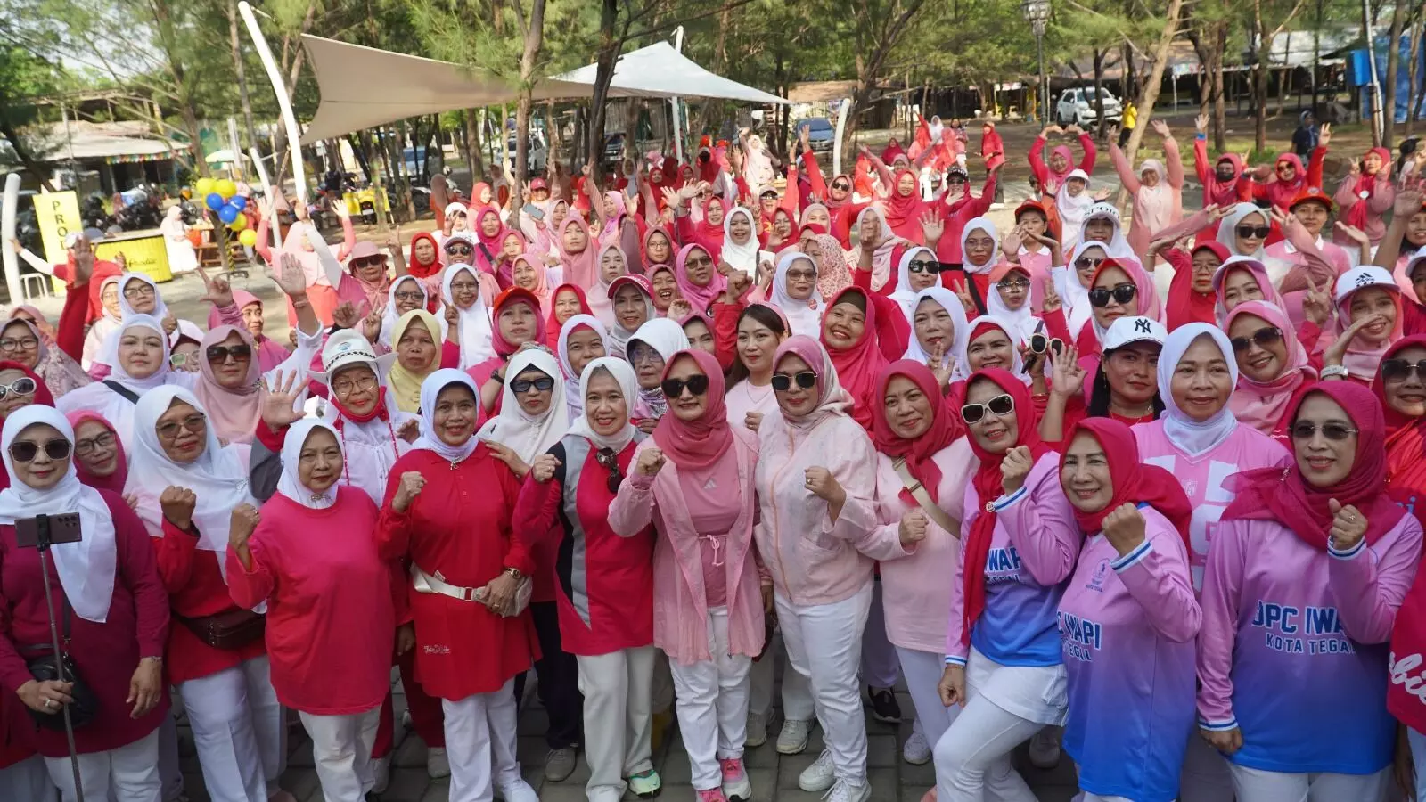 Empowerment Walk jadi simbol kebersamaan perempuan Empowerment Walk jadi simbol kebersamaan perempuan
