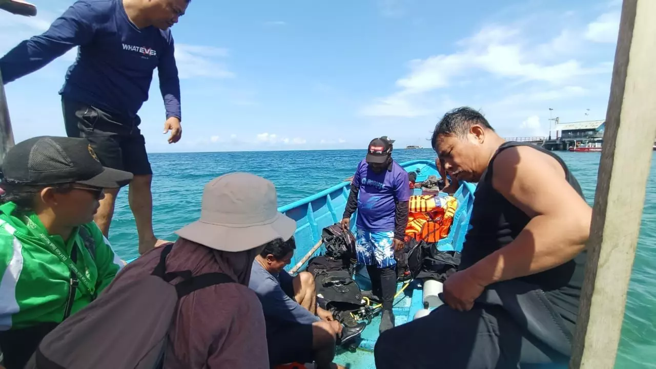 Pertamina dan Dinas LH lindungi dan lestarikan ekosistem pesisir Laut Waupnor, Biak Pertamina dan Dinas LH lindungi dan lestarikan ekosistem pesisir Laut Waupnor, Biak