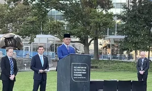 RI teken deklarasi perlindungan personel kemanusiaan di New York RI teken deklarasi perlindungan personel kemanusiaan di New York