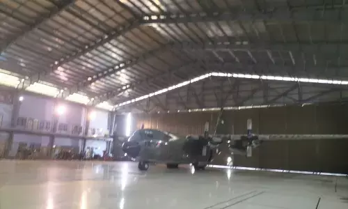 Skuadron 33 `Unicorn`, rumah sang raksasa kesatria malam