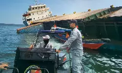 Bakamla RI respon cepat tangani kecelakaan kapal di Sunda Kelapa Bakamla RI respon cepat tangani kecelakaan kapal di Sunda Kelapa