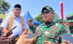 TNI rampungkan Program Serbuan Teritorial dekat kediaman Prabowo TNI rampungkan Program Serbuan Teritorial dekat kediaman Prabowo