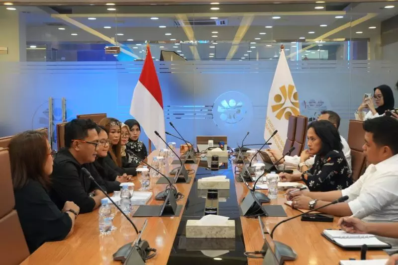 Wamen P2MI terima audiensi eks PMI yang ingin kembali kerja di Inggris