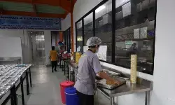 BGN pastikan periksa sampel menu MBG sebelum didistribusikan BGN pastikan periksa sampel menu MBG sebelum didistribusikan